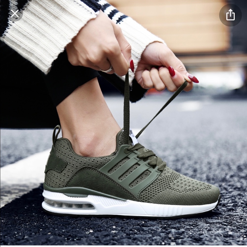 Mit Deltmarke Sneakers